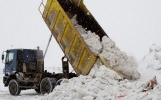 МУП оштрафован за отравление земли под свалкой снега