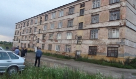 Аварийный четырехэтажный дом в Соликамске будут расселять досрочно