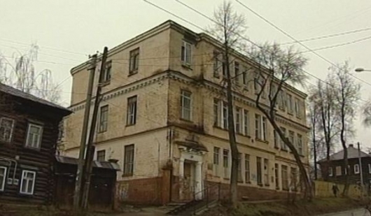 Здание пермской школы могут передать Пермской Епархии