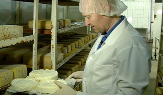 Прикамский фермер француз Ксавье желает накормить пермяков сыром (ВИДЕО)