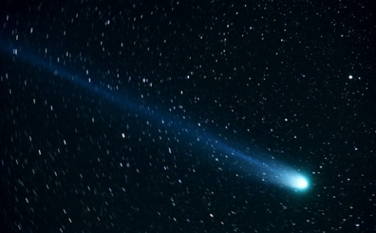 В конце декабре и начале января пермяки увидят двухвостую комету